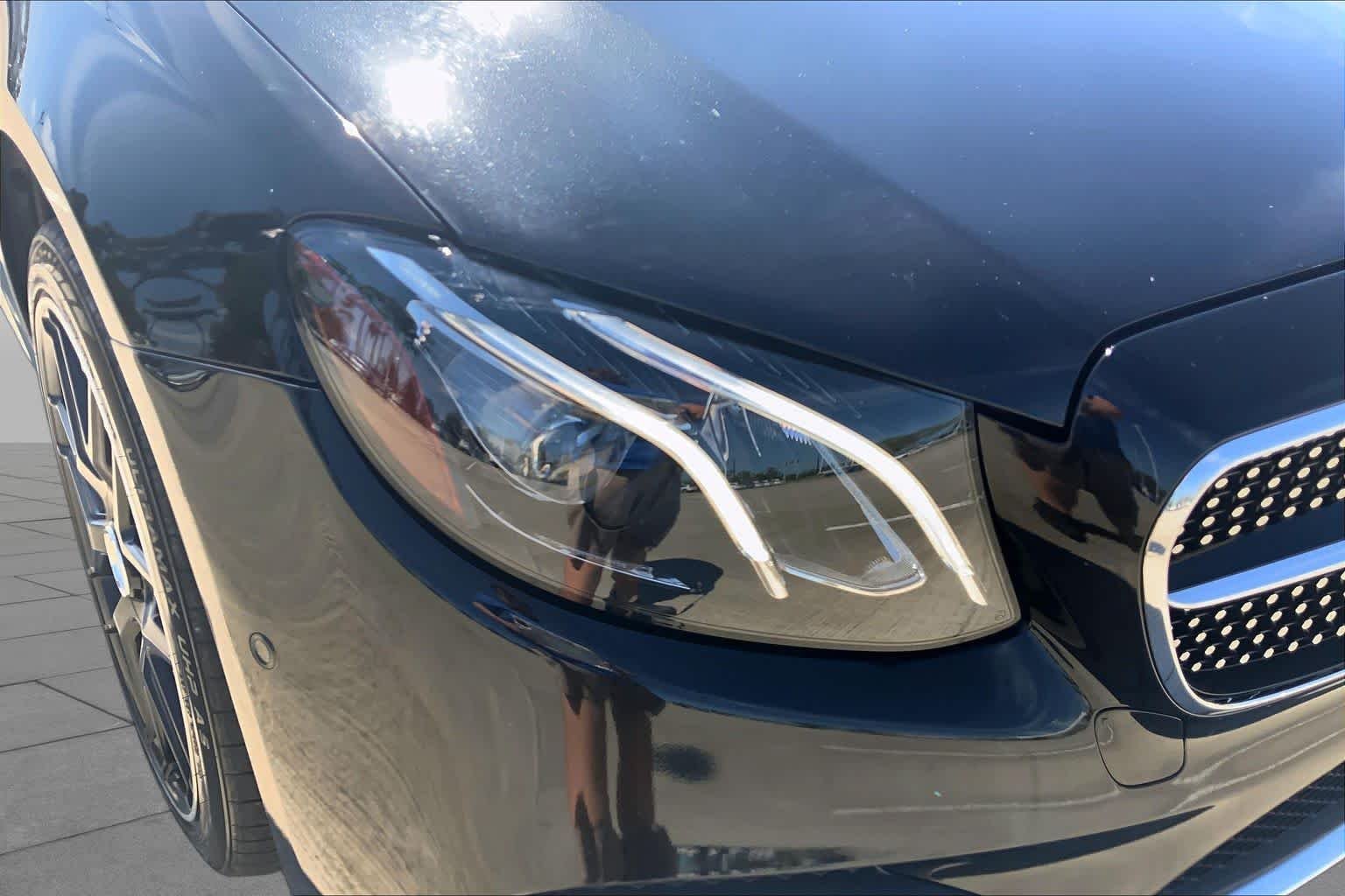 Used 2018 Obsidian Black Metallic Mercedes-Benz AMG® E 43 image 27