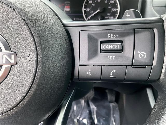 Used 2023 White Nissan S image 24