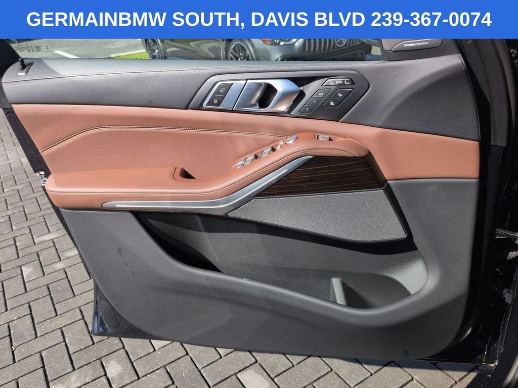 Certified Used 2025 Carbon Black Metallic BMW M60i image 30