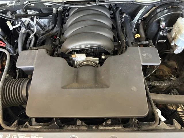 Used 2018 Summit White GMC SLT image 26