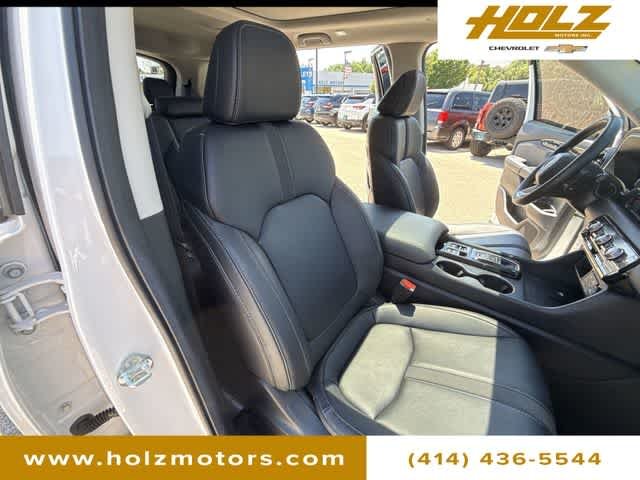 Used 2025 White Honda Touring image 28
