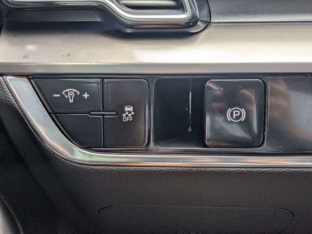 Used 2024 White Kia EX image 24