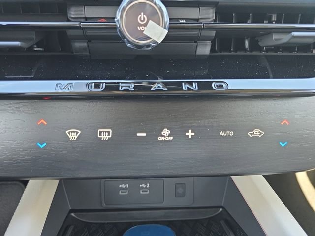 New 2026 Everest White Pearl TriCoat Nissan SL image 4