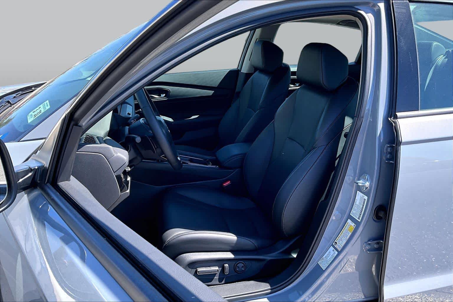 Certified Used 2026 Urban Gray Pearl Honda EX-L image 8