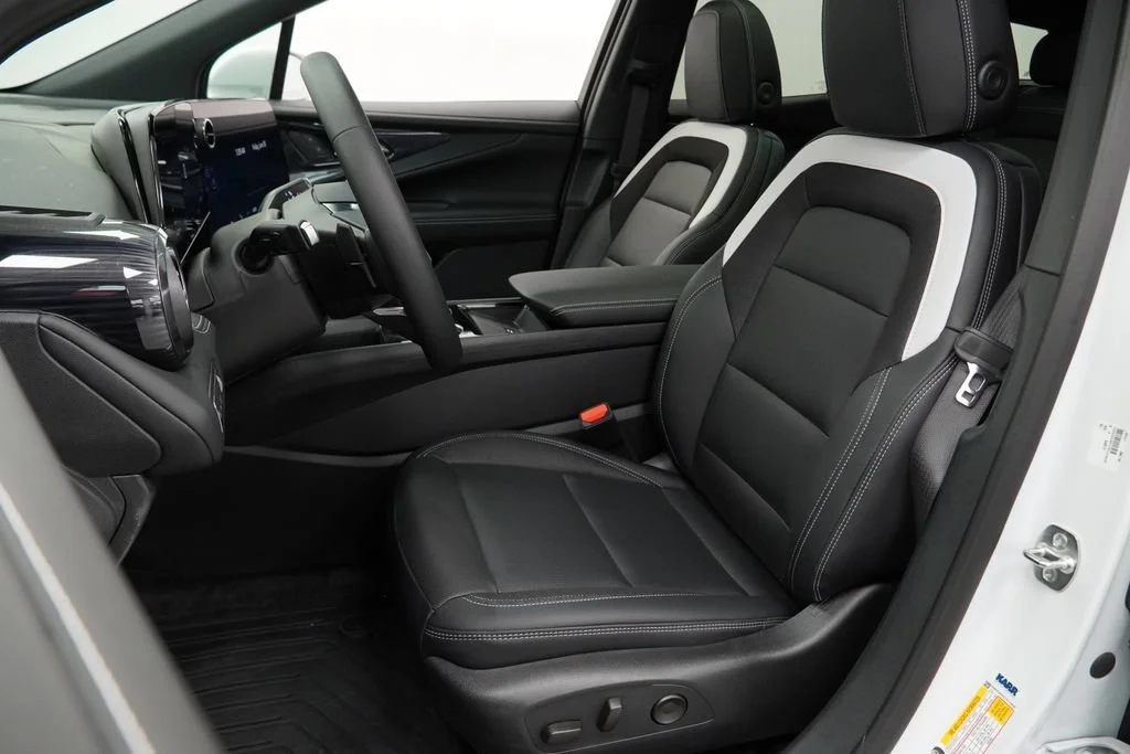 New 2026 Summit White Chevrolet LT image 6