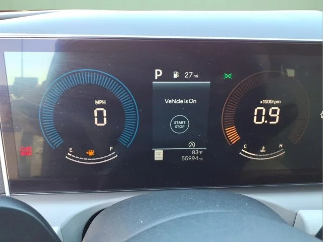 Used 2025 Silver Hyundai SEL image 21