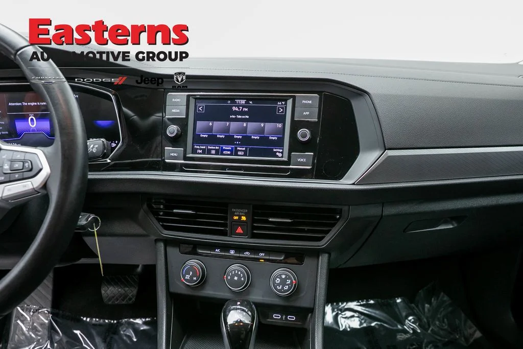Used 2023 Black GMC SLE image 43