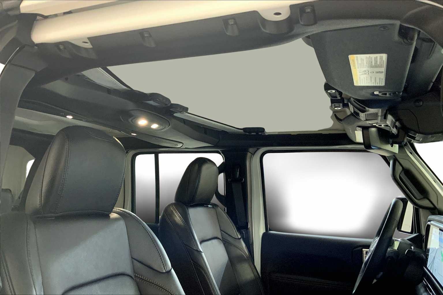 Used 2025 Bright White Clearcoat Jeep Sahara image 13