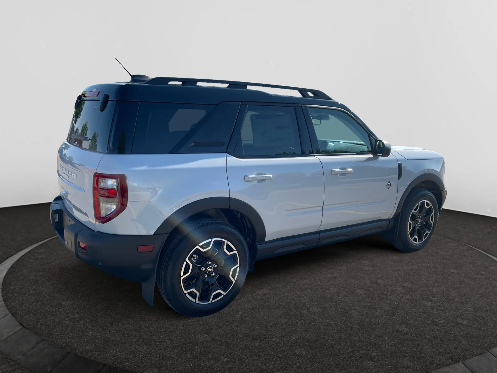 New 2026 Space White Metallic Ford Outer Banks image 5