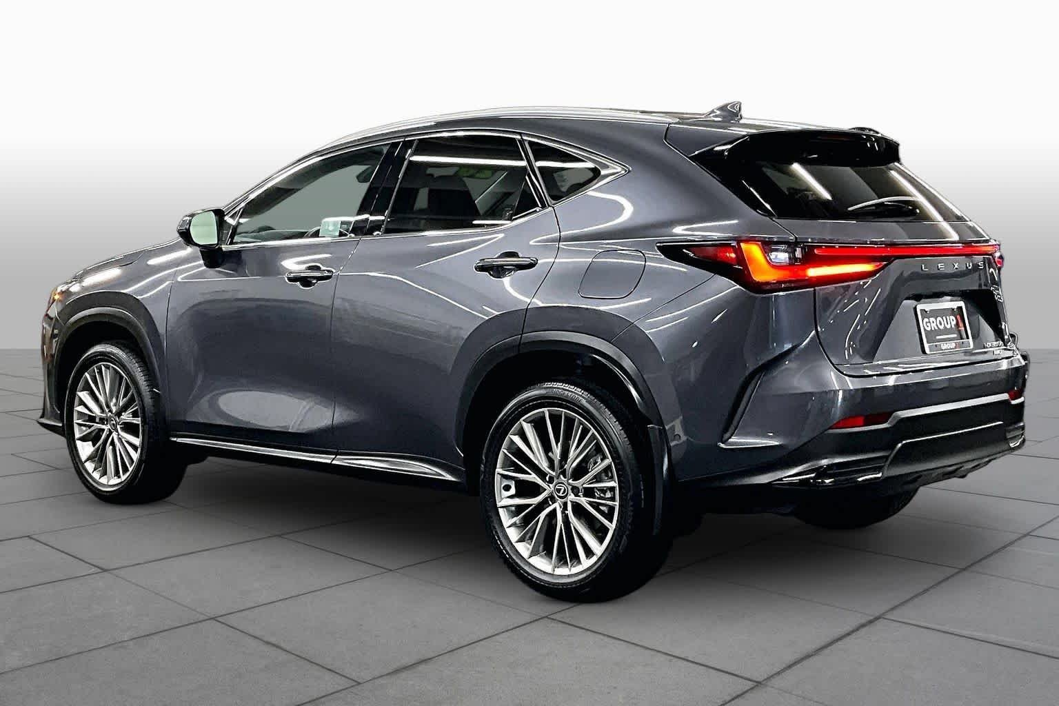2026 Lexus NX Hybrid 350h - Photo 11