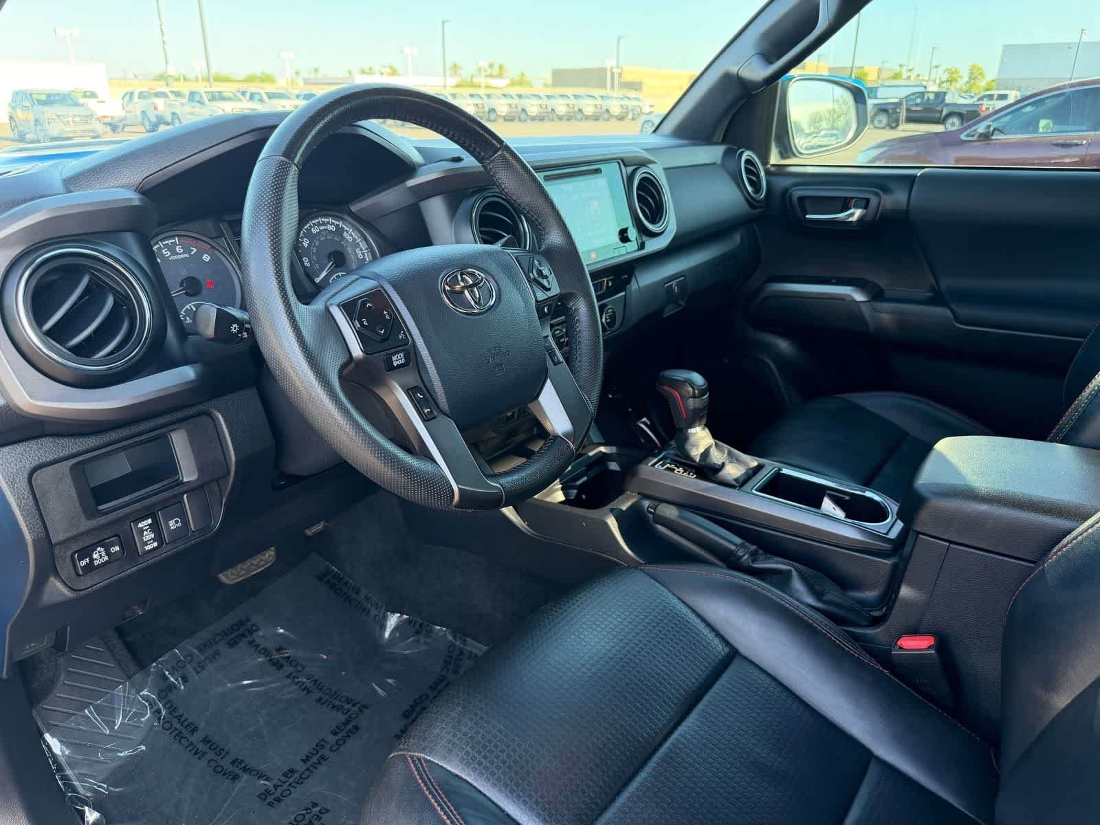 Used 2019 Midnight Black Metallic Toyota SR5 image 2