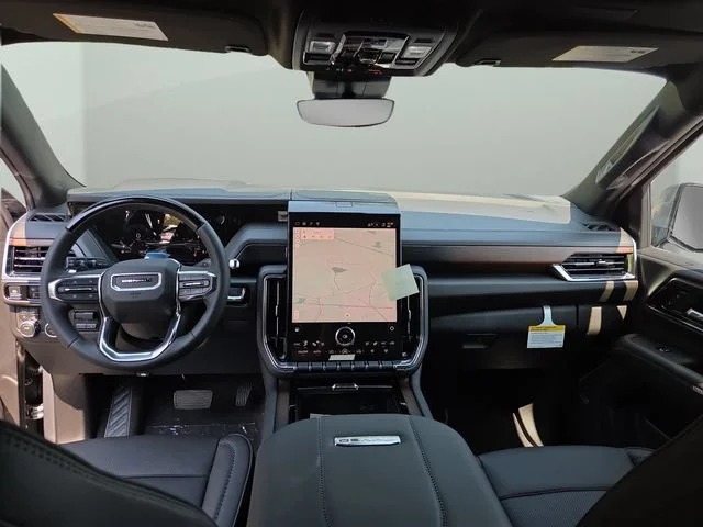 2026 GMC Yukon Denali - Photo 2