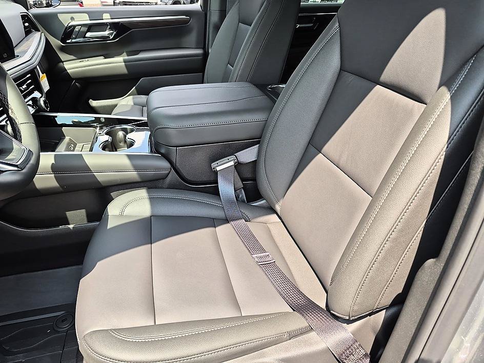 2026 Chevrolet Tahoe LT - Photo 15