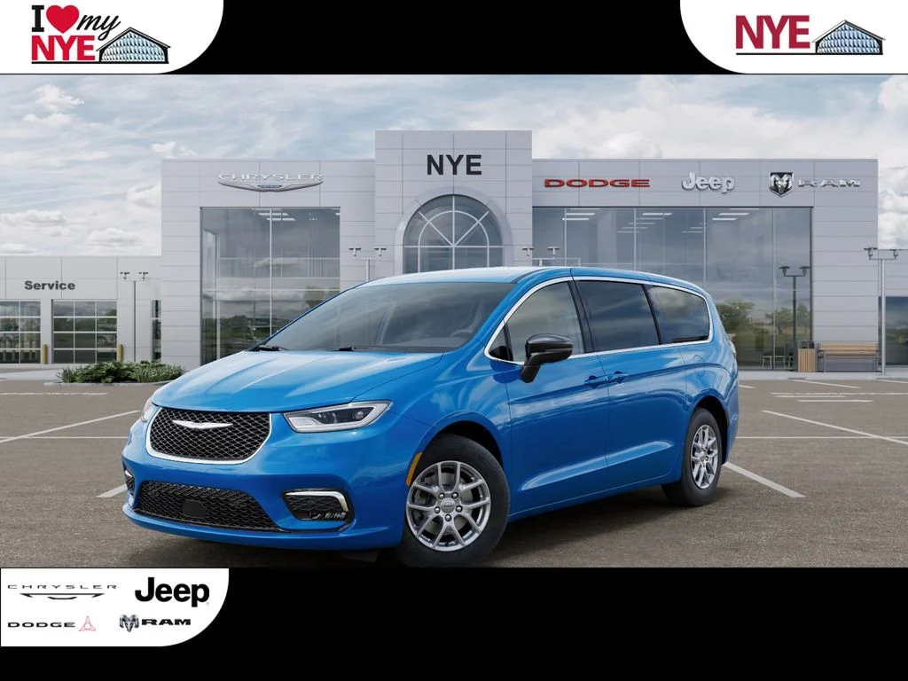 New 2026 Hydro Blue Pearl-Coat Exterior Paint Chrysler Select image 1