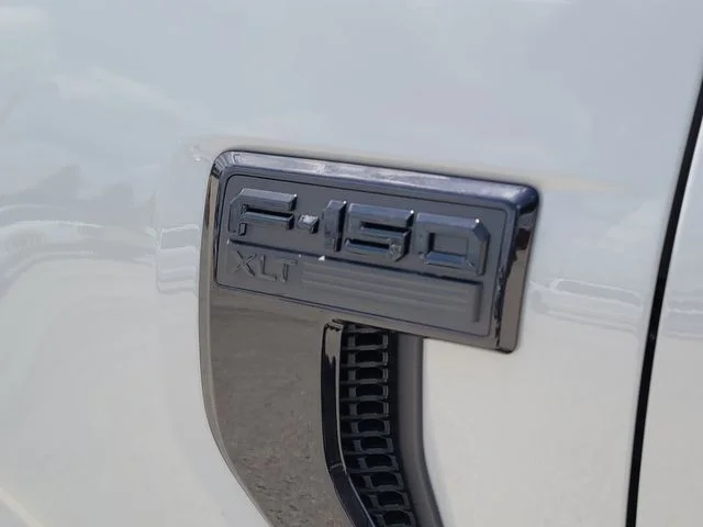 New 2026 Avalanche Ford XLT image 9