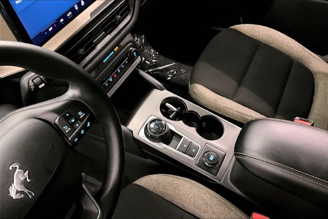 Used 2025 Shadow Black Ford Big Bend image 17