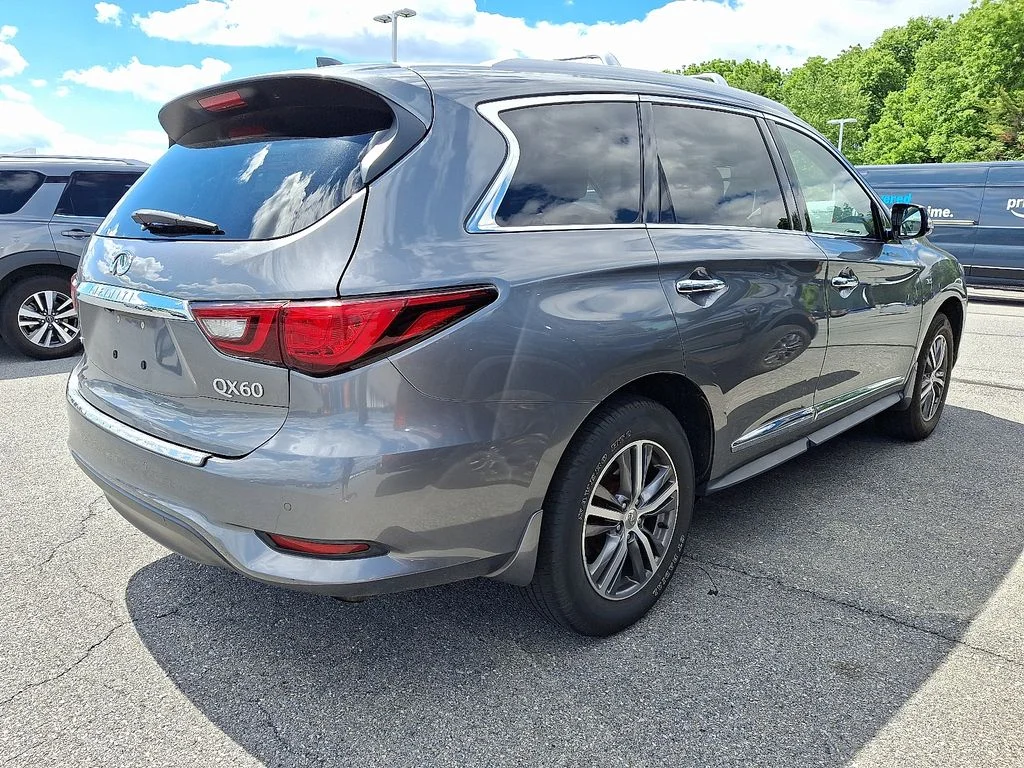 Used 2020 Gray INFINITI LUXE image 7