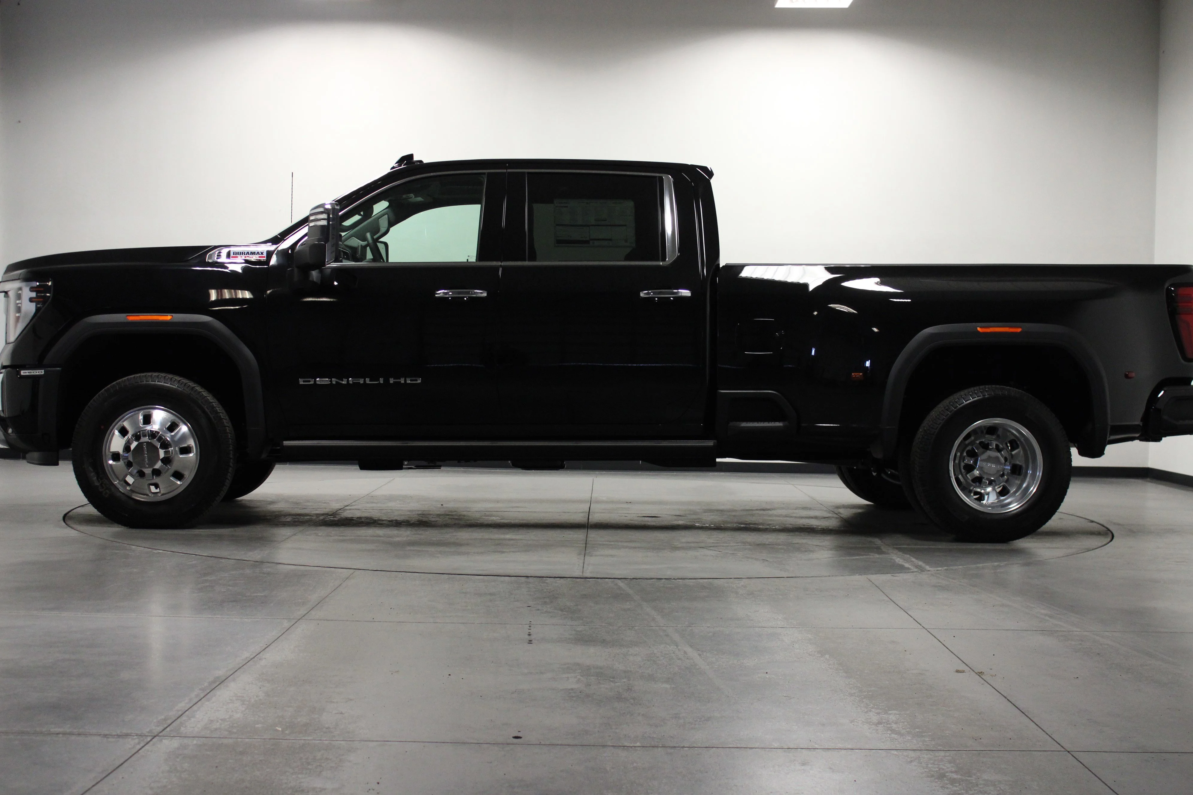 New 2026 Onyx Black GMC Denali DRW image 7