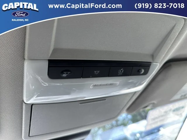 Used 2024 White Nissan 2.5 SV image 32