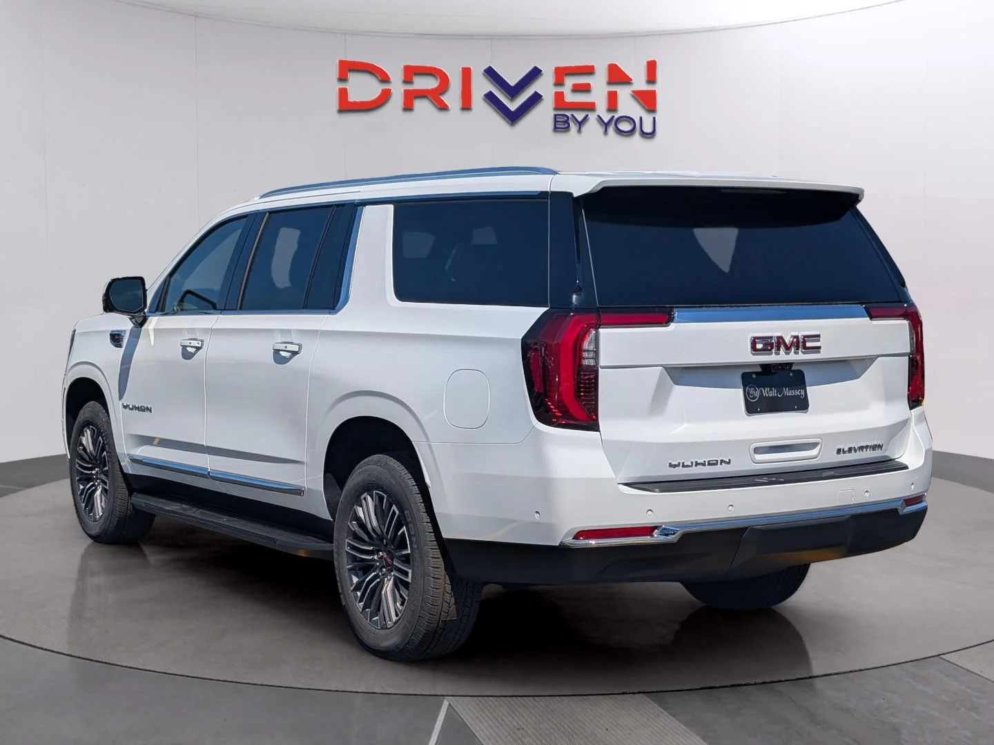 New 2026 Summit White GMC Elevation image 3