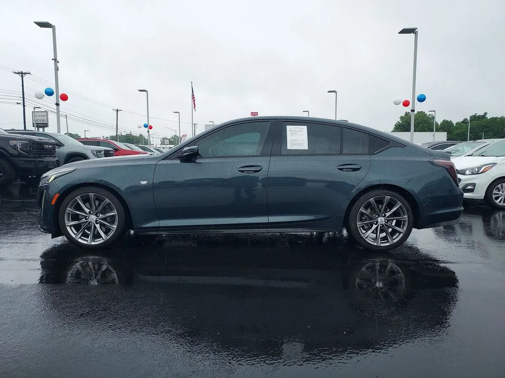 Used 2020 Gray Cadillac Sport image 5