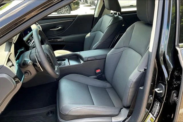 Certified Used 2024 Black Lexus 300h image 21