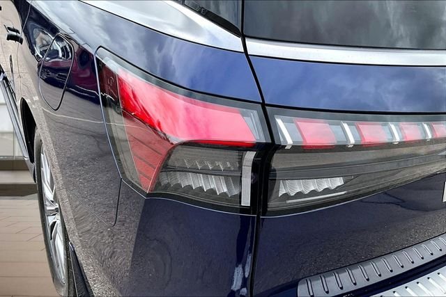 Used 2025 Blue INFINITI SENSORY image 30