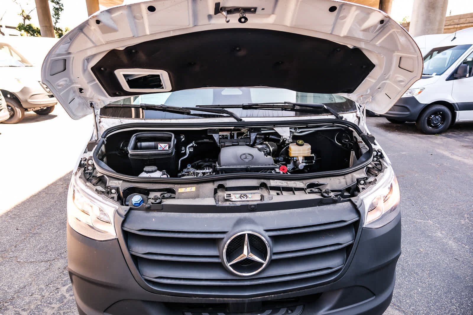 New 2026 Arctic White Mercedes-Benz Cargo 170ExtWB High Roof RWD 2.0L I4 Diesel Turbo image 38