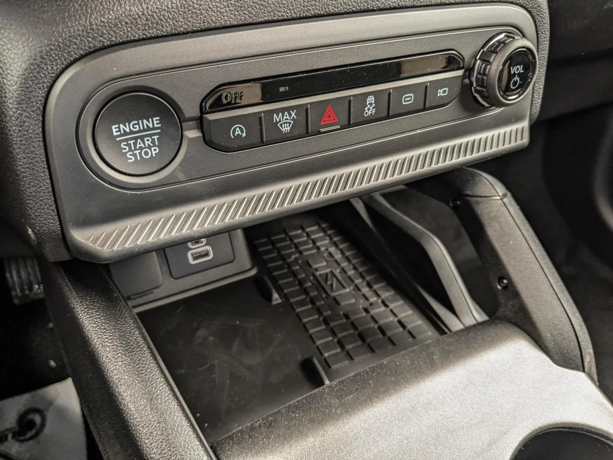 Used 2025 Grey Ford Big Bend image 19