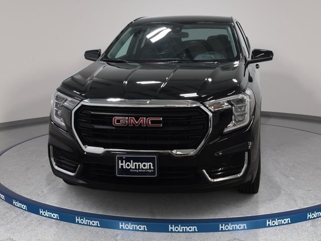 Used 2024 Black GMC SLE image 3