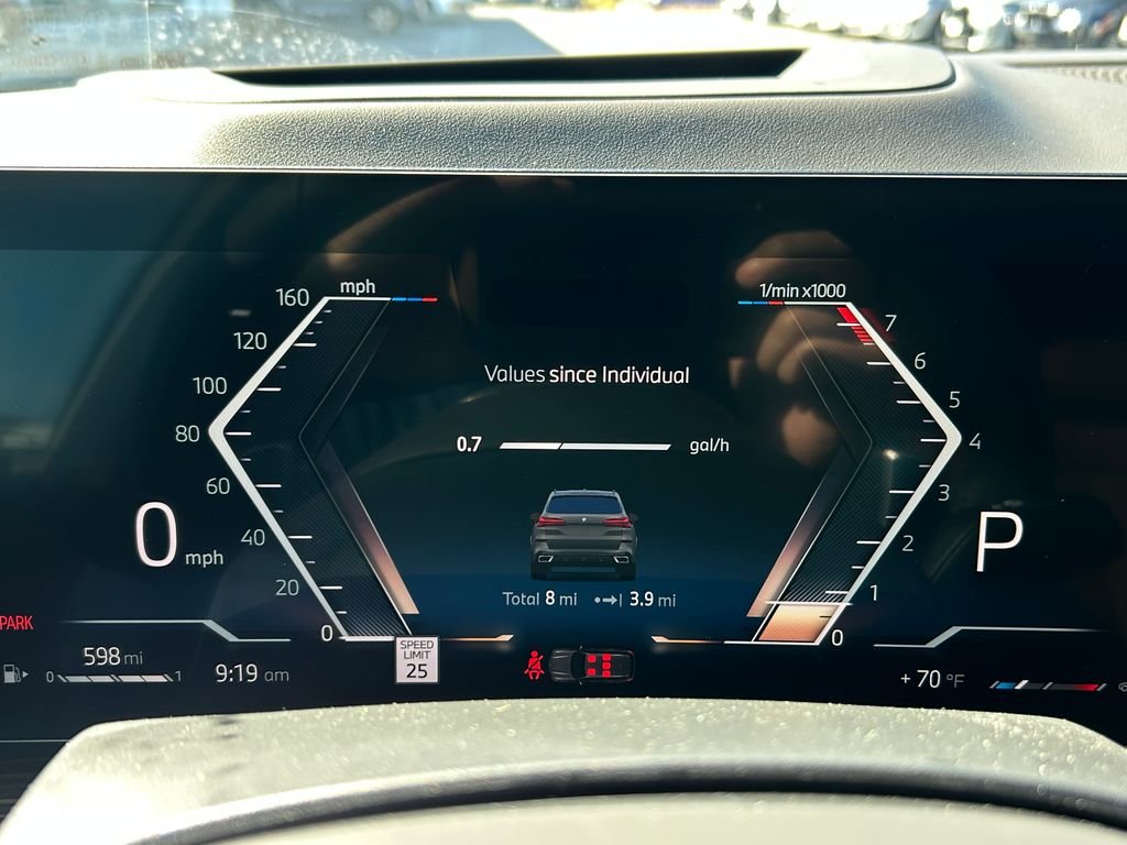 New 2026 Dravit Grey Metallic BMW xDrive40i image 21