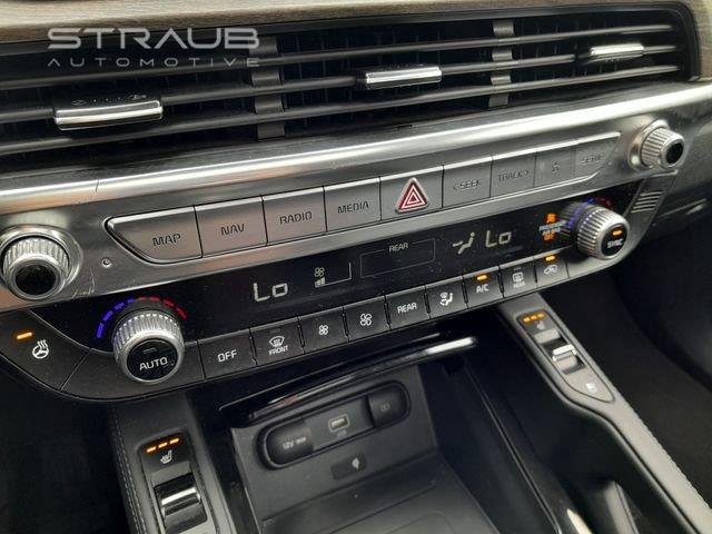 Used 2020 Ebony Black Kia EX image 23