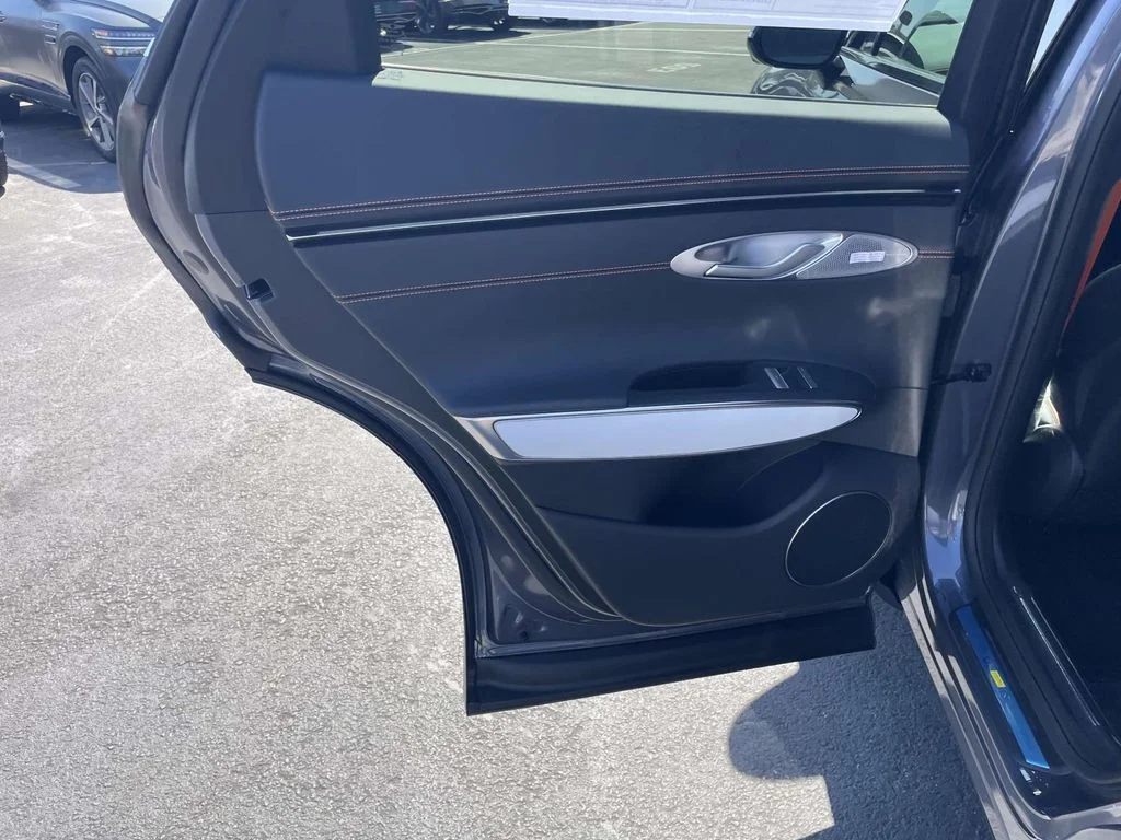 New 2026 Blue Genesis 2.5T Sport Prestige image 17