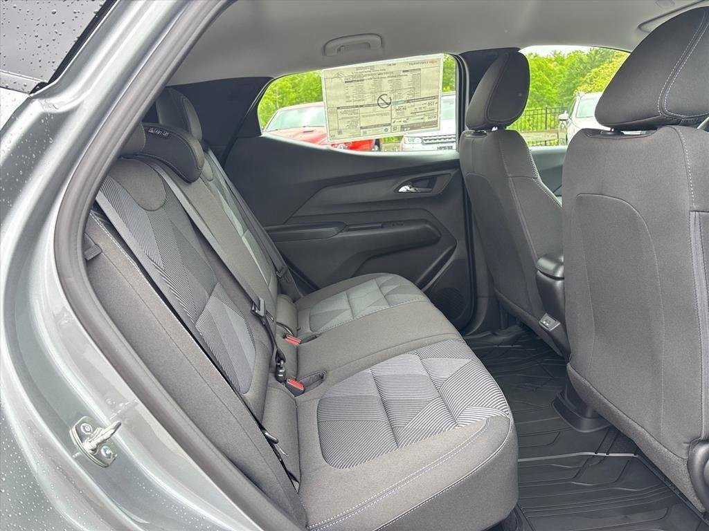 New 2027 Sterling Grey Metallic Chevrolet LT image 27