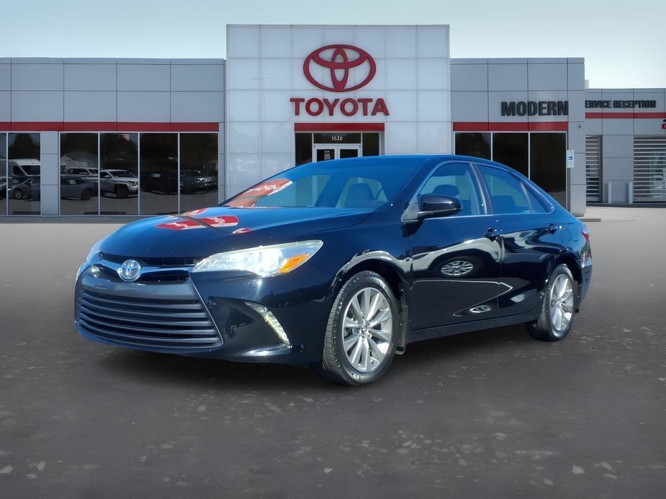 Used 2015 Attitude Black Toyota XLE image 1