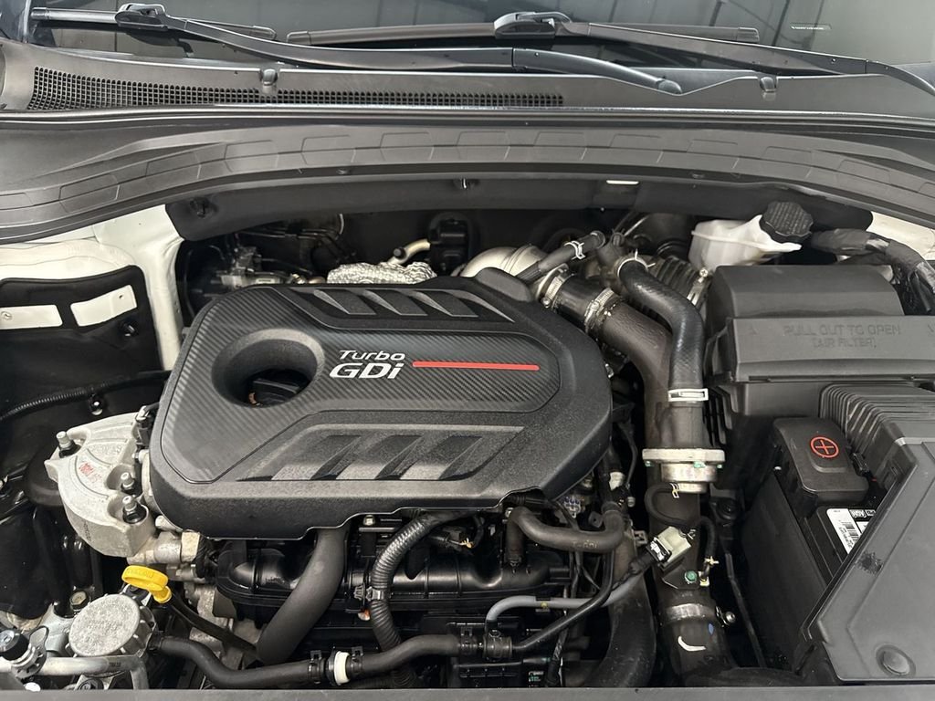 Used 2020 Quartz Hyundai Limited image 11