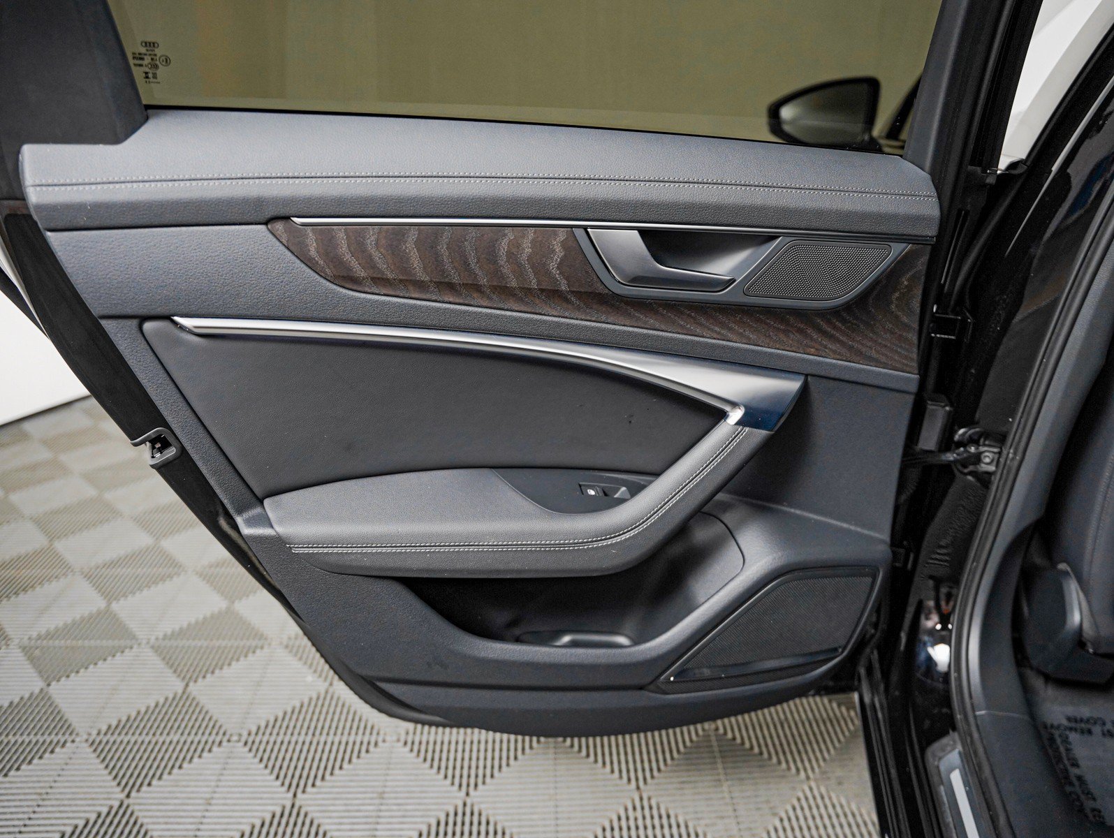 Used 2023 Brilliant Black Audi Premium Plus image 25