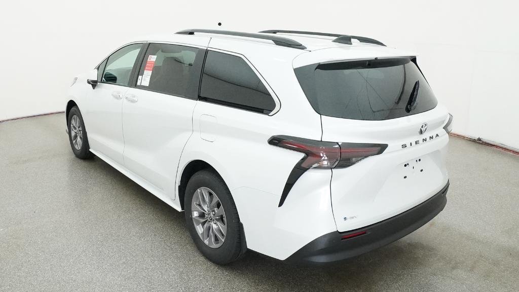 New 2026 Wind Chill Pearl Toyota XLE image 34