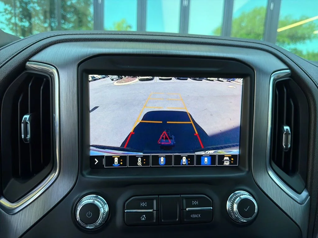Used 2021 Black GMC Denali image 5