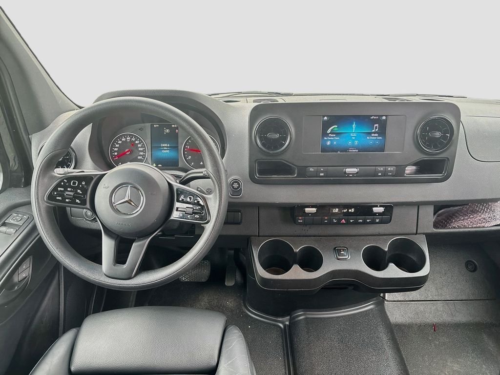 Used 2023 Black Mercedes-Benz Smartliner image 21