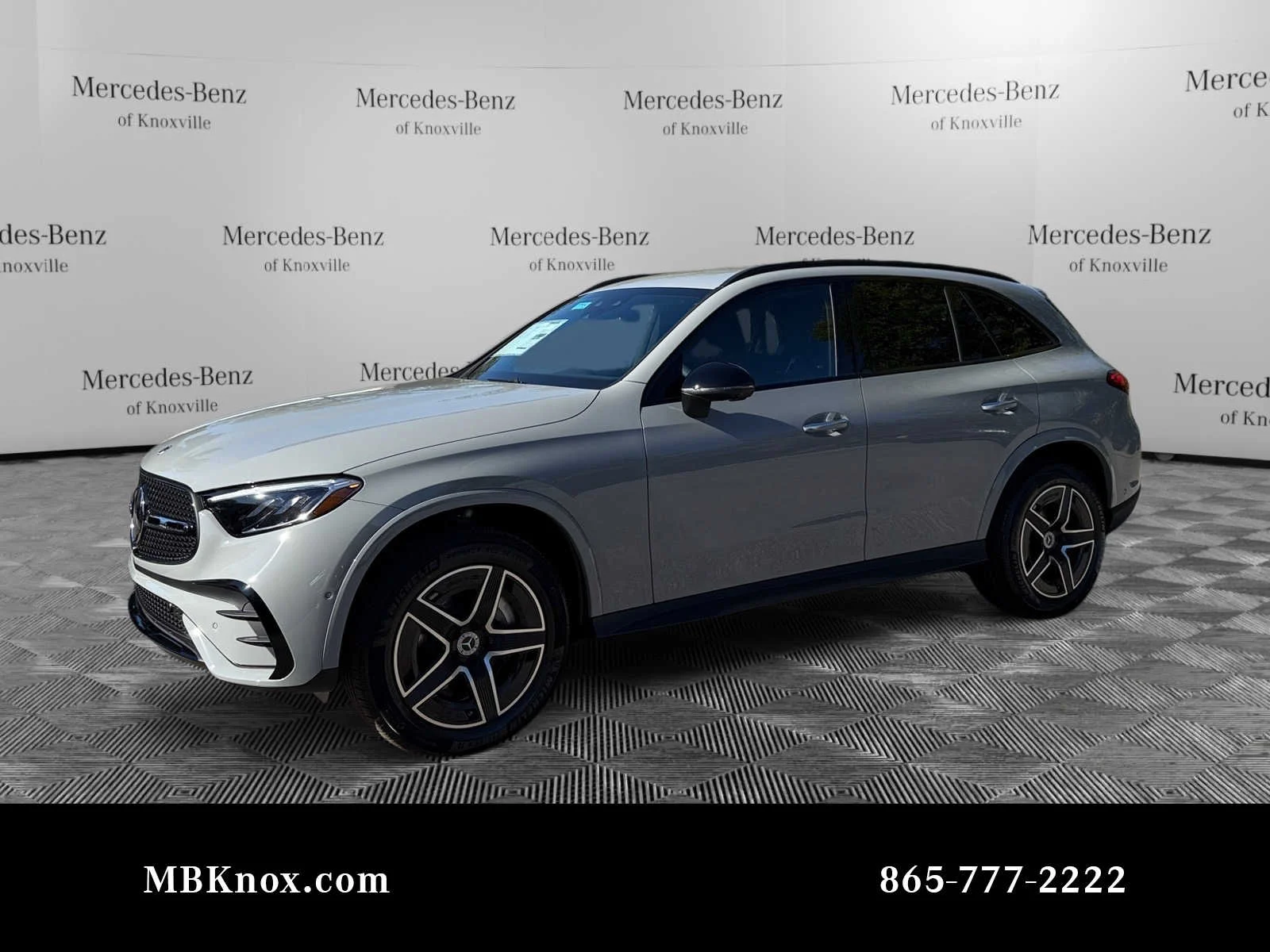 新品未使用　Mercedes Benz BRIEFING BUCKET L New 2026 Mercedes-Benz GLC GLC 300 4D Sport Utility in Central IL