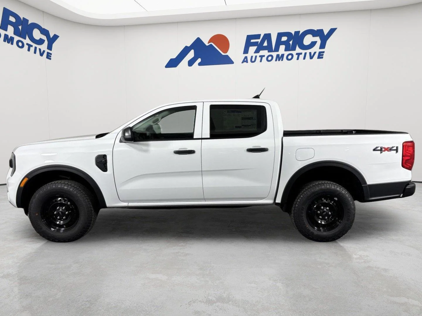 Used 2026 Oxford White Ford XL image 2