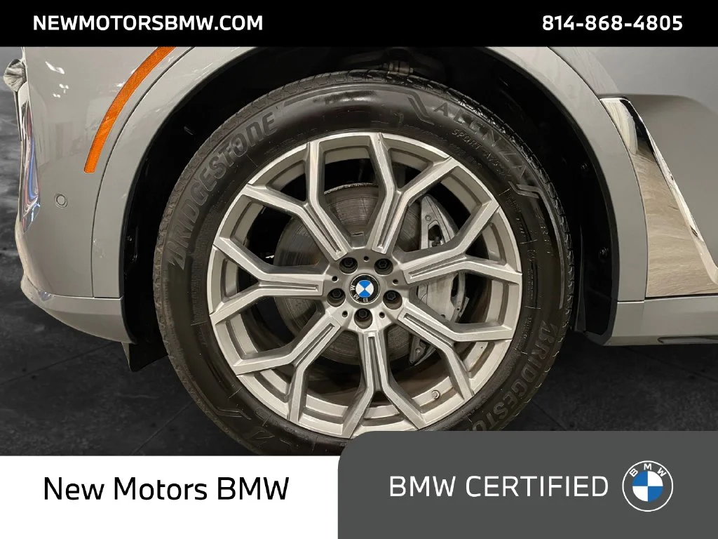 Used 2024 Skyscraper Gray Metallic BMW xDrive40i image 14