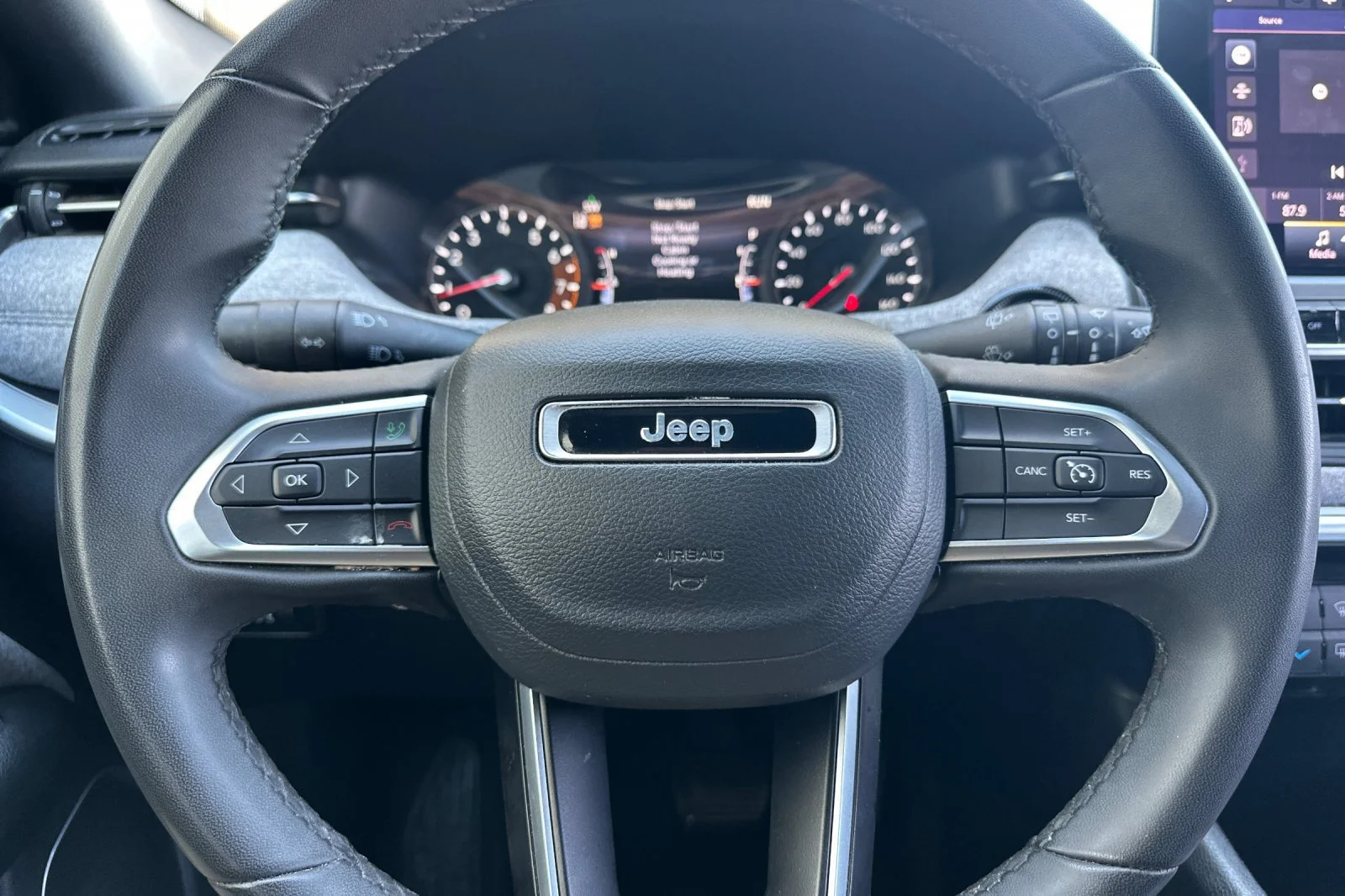 Used 2024 Gray Jeep Latitude image 23