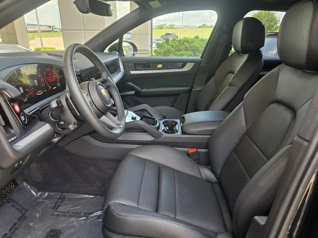 2025 Porsche Cayenne Base - Photo 9