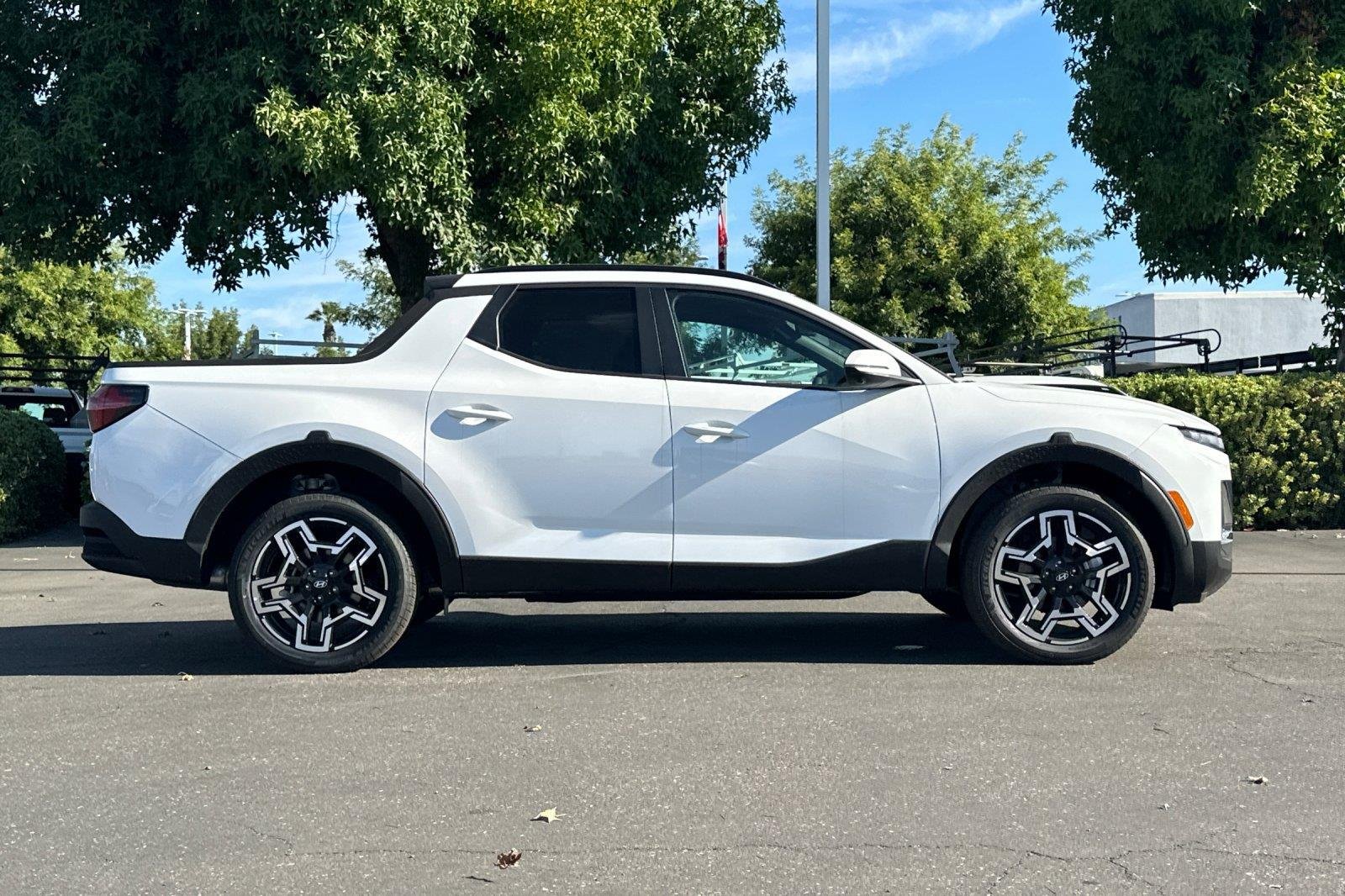 New 2026 Atlas White Hyundai Limited image 20