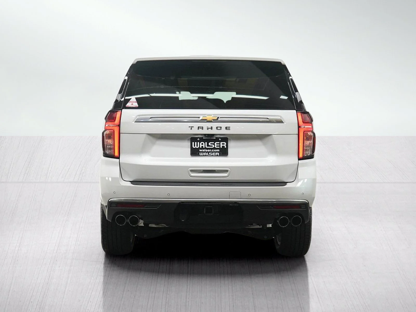 Used 2021 IRIDESCENT PEARL TRICOAT Chevrolet High Country image 4