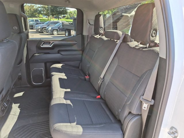 Used 2024 Summit White Chevrolet LT (2FL) image 27