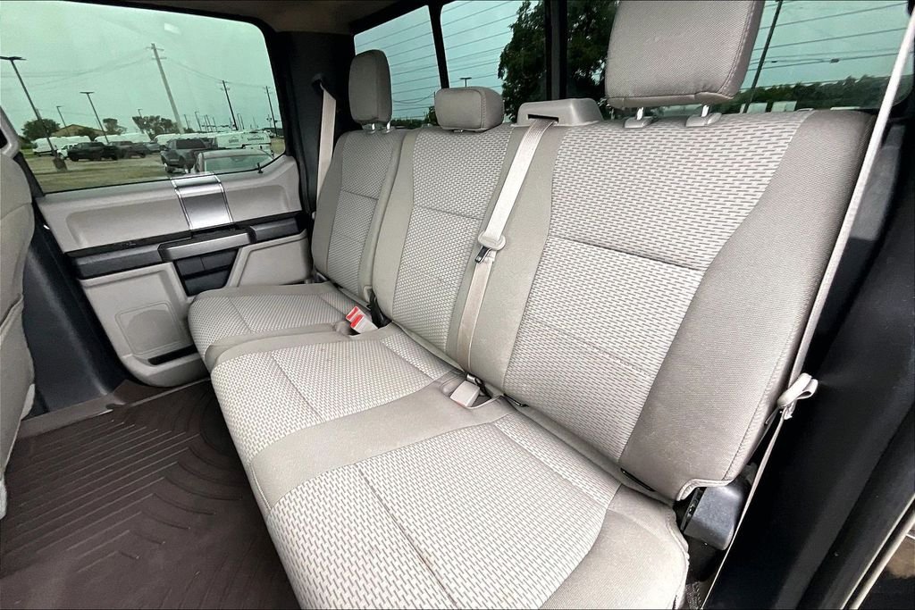 Used 2019 Agate Black Metallic Ford XLT image 19