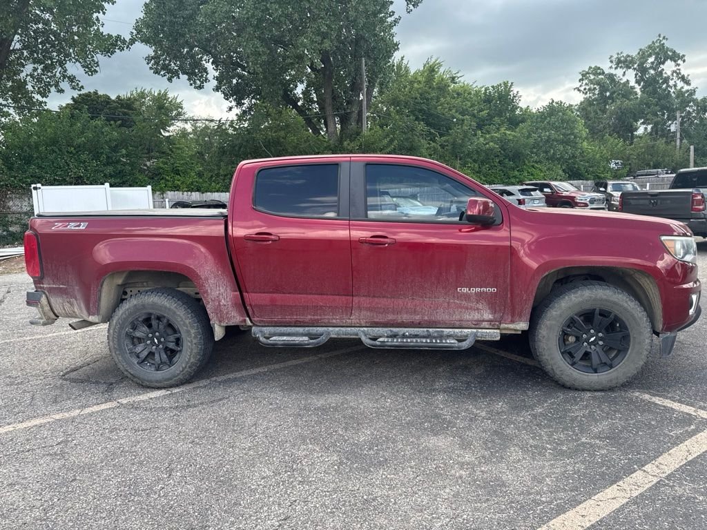 Certified Used 2018 Red Chevrolet Z71 image 2